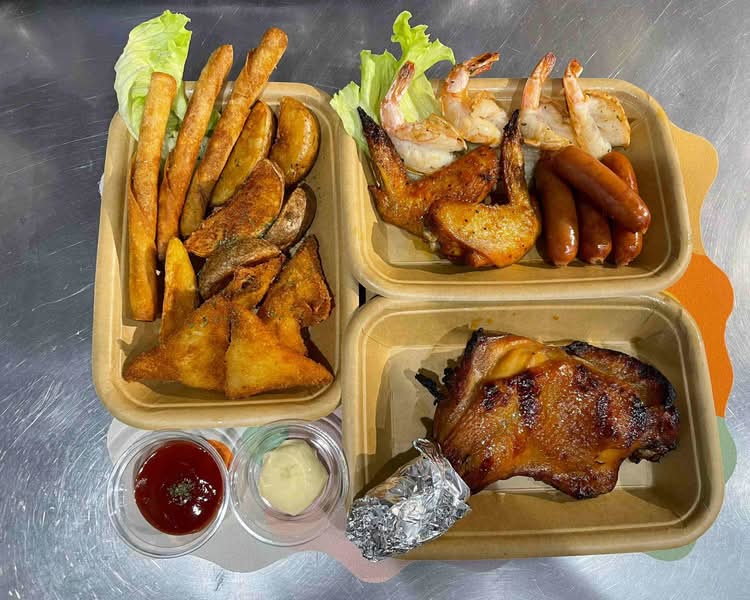 Monster's Kitchen ☆ モンスターのキッチン delivery & takeaway menu