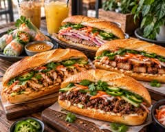 Oum Bánh Mì Café (2840 Bremner Ave)