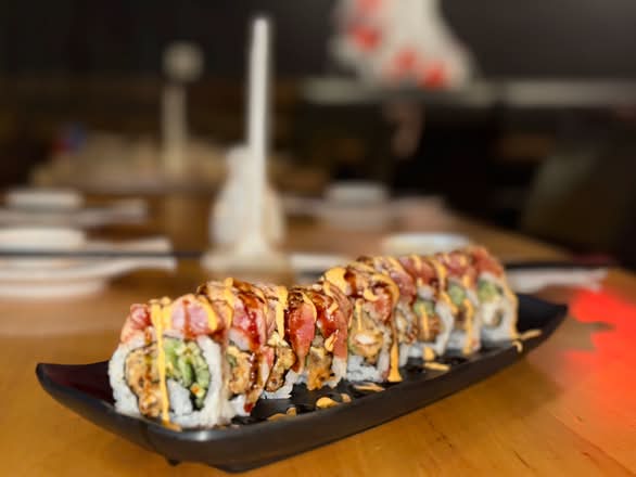 Holy Crab Maki (10pcs)