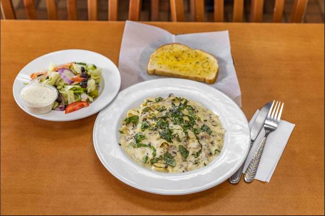 Fettuccini Alfredo Pasta