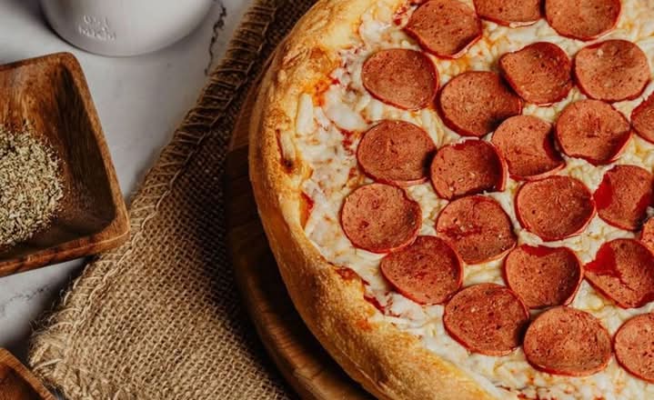 Petite Végétalienne Pepperoni / Small Vegan pepperoni 🌱