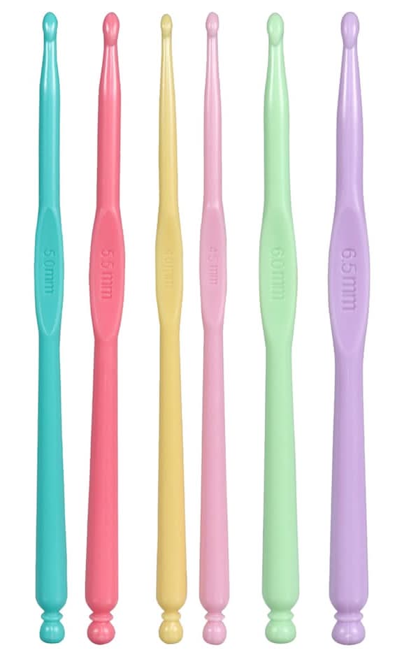 Crafter's Square Plastic Crochet Hooks, 2-ct. Packs