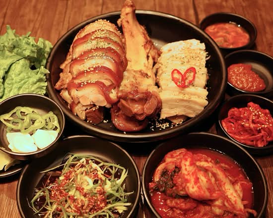 Hanyang Jokbal 한양족발 (Mississauga)