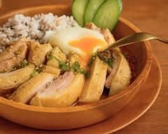 16穀米の美活カオマンガイ 福生店