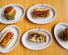 206 Burger Company (1401 Broadway)