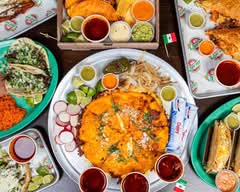 Quesa Loco Food Truck