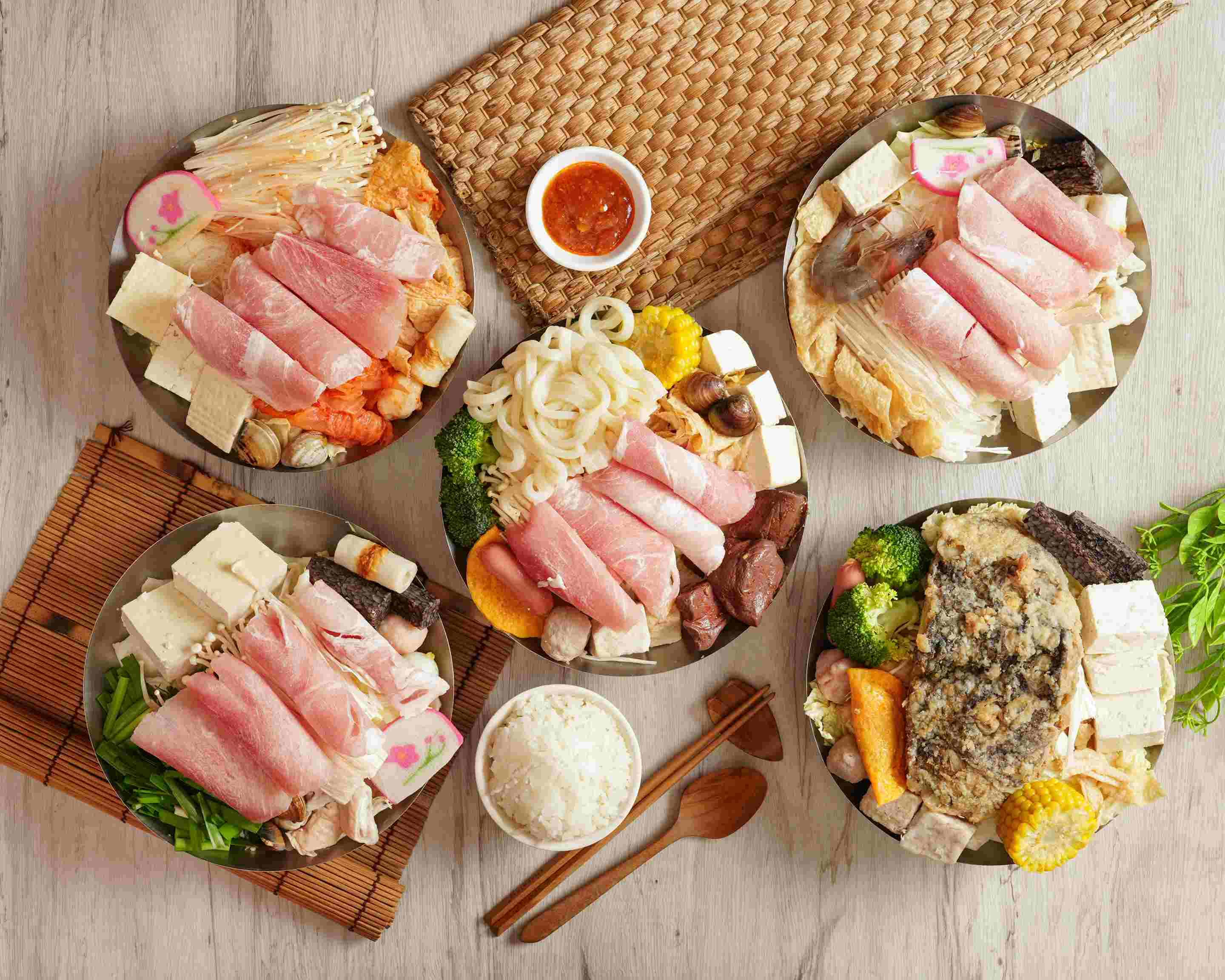 三媽臭臭鍋 為公店 Menu Delivery in Hsinchu | Delivery Menu & Prices | Uber Eats