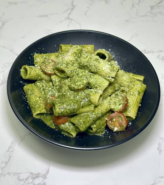 Rigatoni Pesto and Cherry Tomato