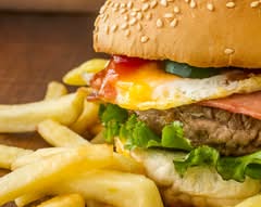 Punto y coma Santander (Calle Francisco Tomás y Valiente 7c)