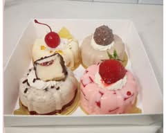 Vz Sweets and Treats