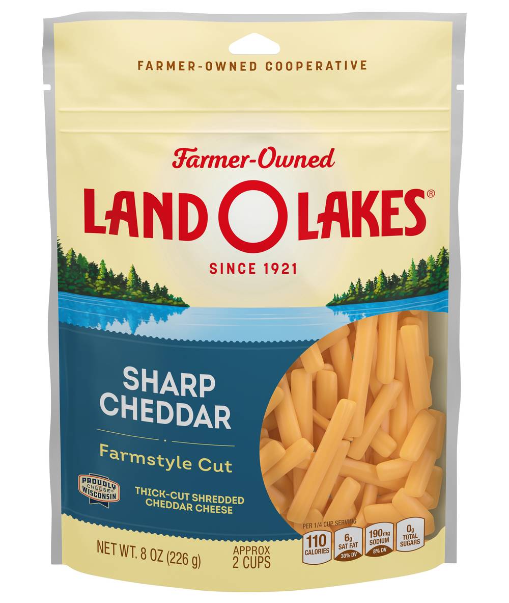 Land O'Lakes Farmstyle Shreds Sharp Cheddar Cheese, Bag (8 oz)