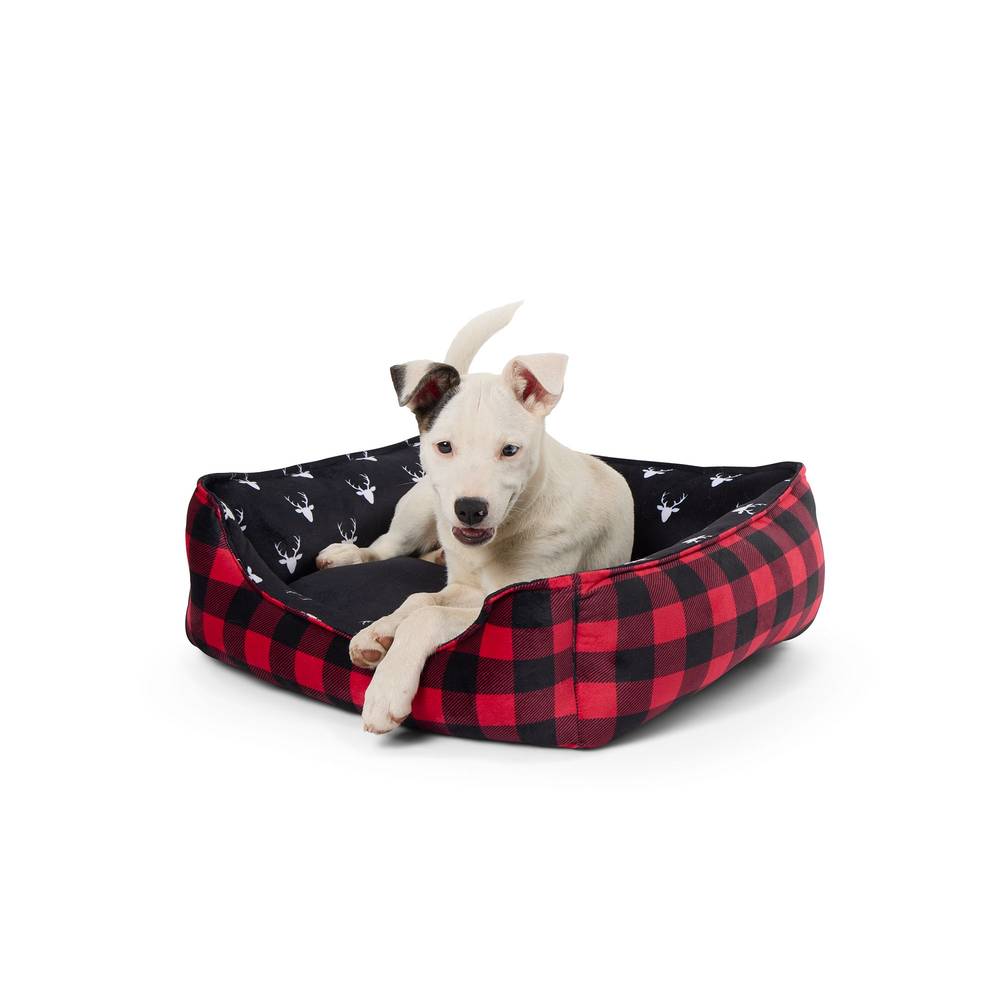 PET HOLIDAY Printed Flannel Rectangle Plush Dog Bed, Red - Black