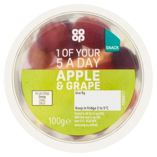 Co-op Apple & Grape Snack (100g)