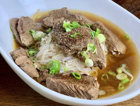 Chiang Mai Beef Noodle Soup