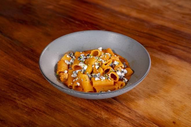 Rigatoni con salmón