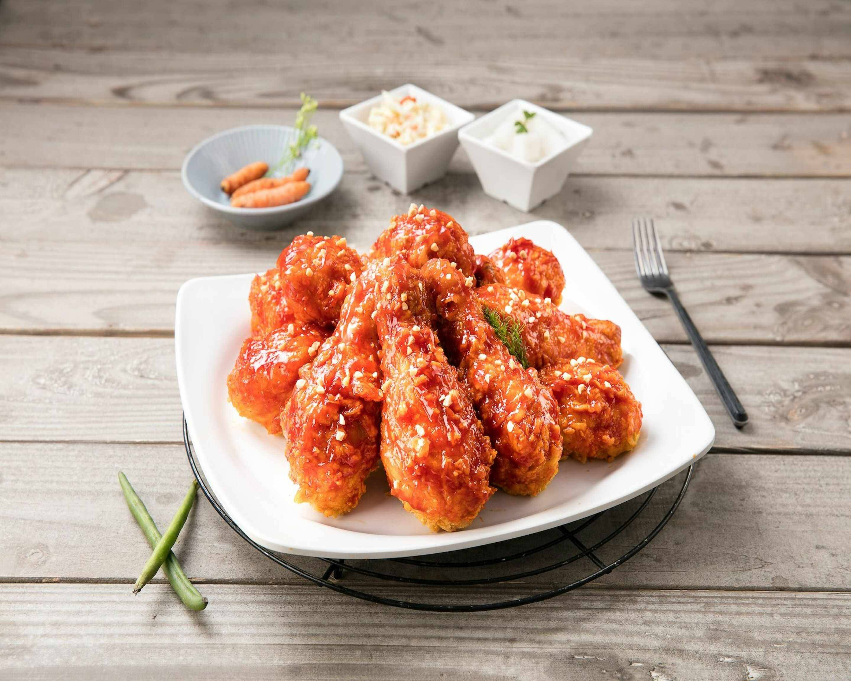 Order Von's Chicken Menu Delivery【Menu & Prices】 Meridian Uber Eats