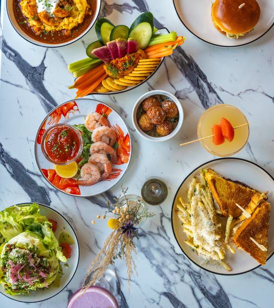 MOMO Riverfront Park (1049 Everglades Drive, North Charleston)