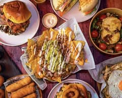 Pura Calle (Calle Gerona 37)