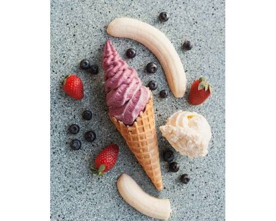 Order 10 Pack of Waffle Cones  food online from Happy Cones Co store, EDGEWATER on bringmethat.com
