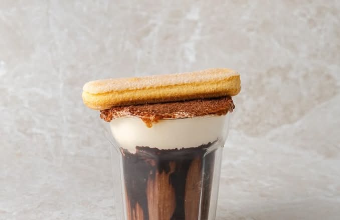 Tiramisu Iced Latte