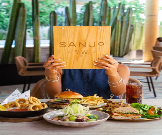 Sanjo Beach Club (Los Cabos)