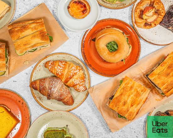 Poolside Cafe & Bakery (Berlin)