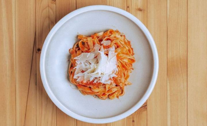 tagliatelle pomodoro