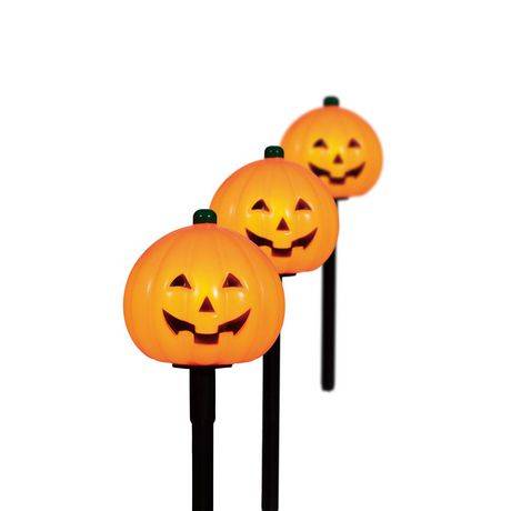 Way To Celebrate Halloween 3-Piece Pumpkin Lawn Stakes, With 3 Clear C7 Bulbs