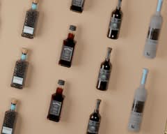 6 To Late Market Liquor