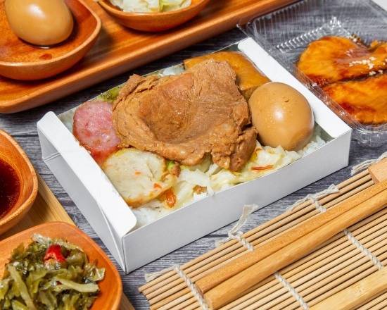 全瘦肉 + 鯛魚便當、味噌紫菜蛋花貢丸湯