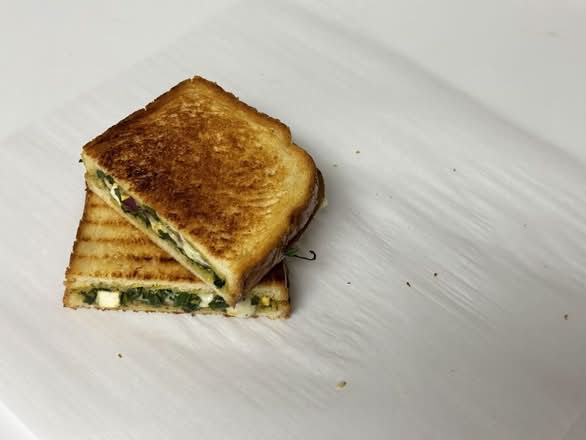 Pesto Chicken Sourdough Twist