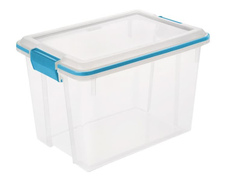 Sterilite Gasket Box With Blue Aquarium Latches