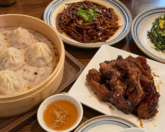 Wu Li Xiang · Shanghai Kitchen