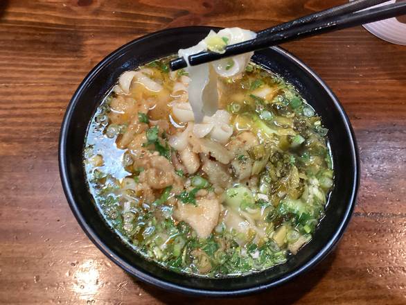 B8. Shanxi Knife Sliced Noodle Soup