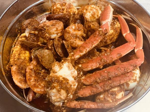Crab King Cajun Boil & Bar photo 2