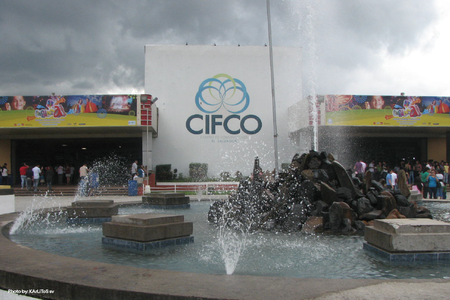 El Centro Internacional de Ferias y Convenciones durante las Fiestas Agostinas de El Salvador