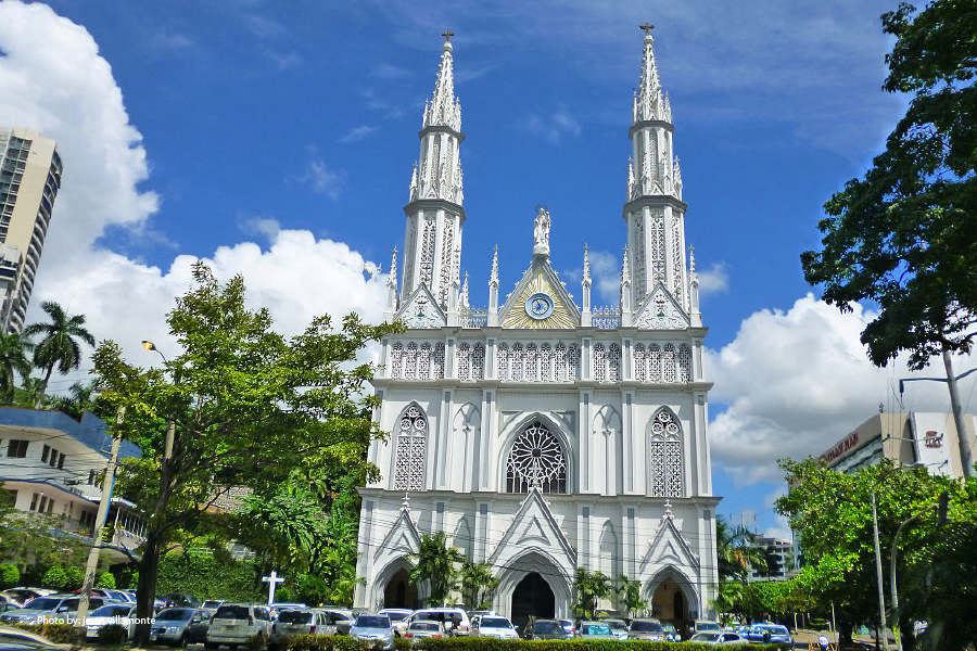 Fachada de la Iglesia Nuestra Señora del Carmen