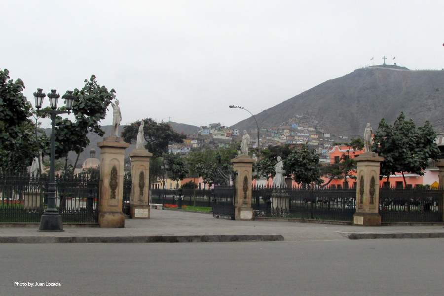 La Alameda de los Descalzos en Lima