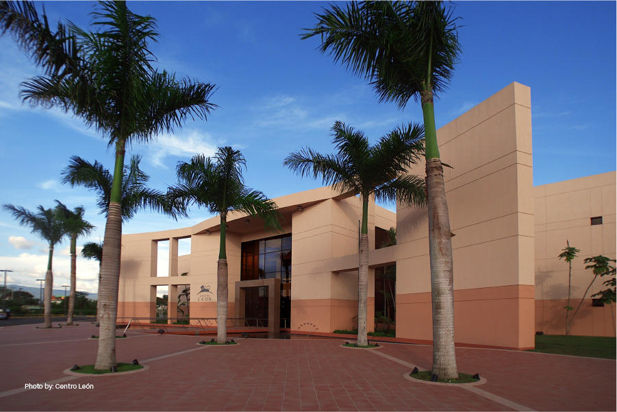 Centro cultural Eduardo León Jimenes