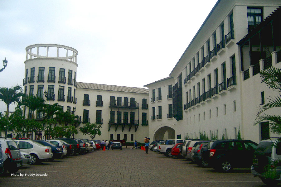 Plaza en Samborondón Guayaquil