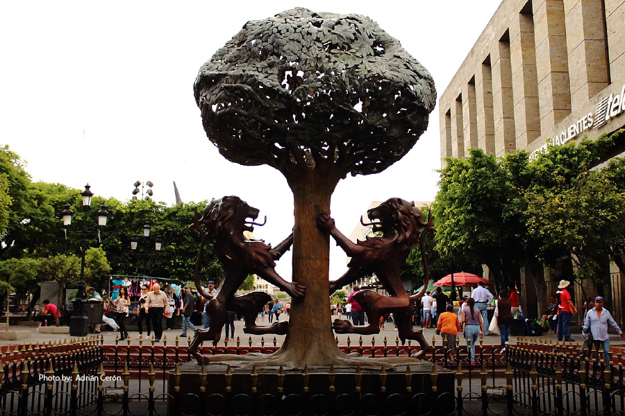 Escudo de Armas, monumento de Guadalajara