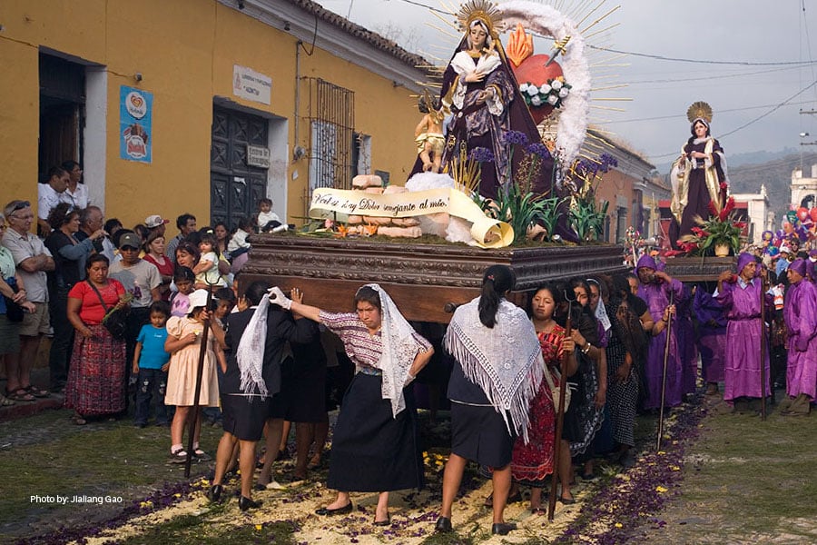 Procesiones de Semana Santa en Antigua Guatemala