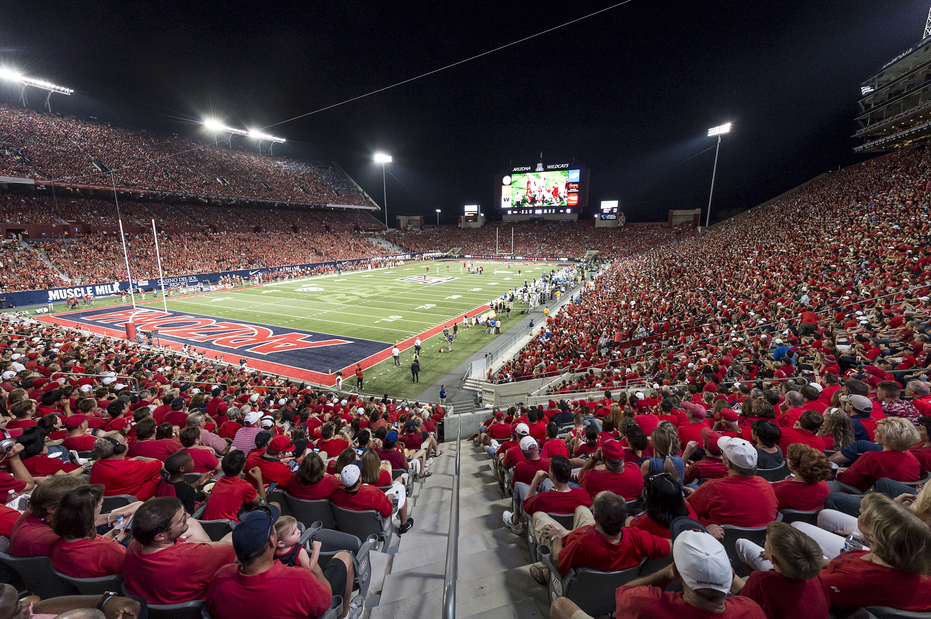 UA Football vs UCLA Bert Thomas 09262015_0380