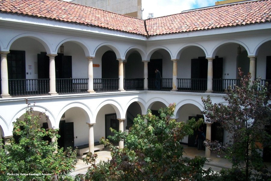 Patio del Museo de Botero