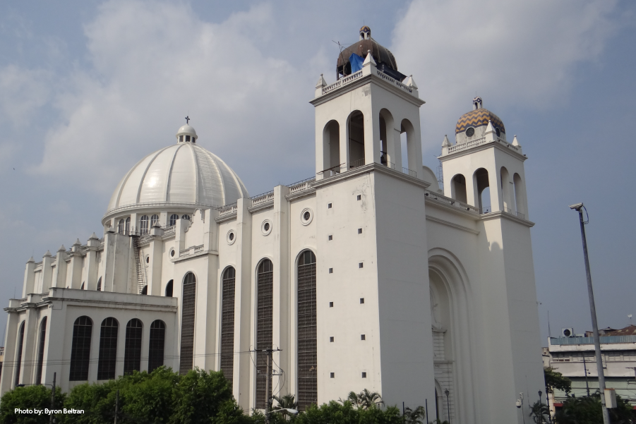 Arquitectura de la Catedral Metropolitana de El Salvador