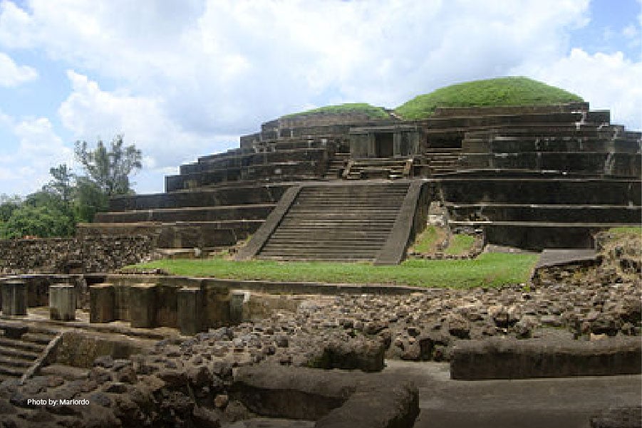Sitio arqueológico Casa Blanca