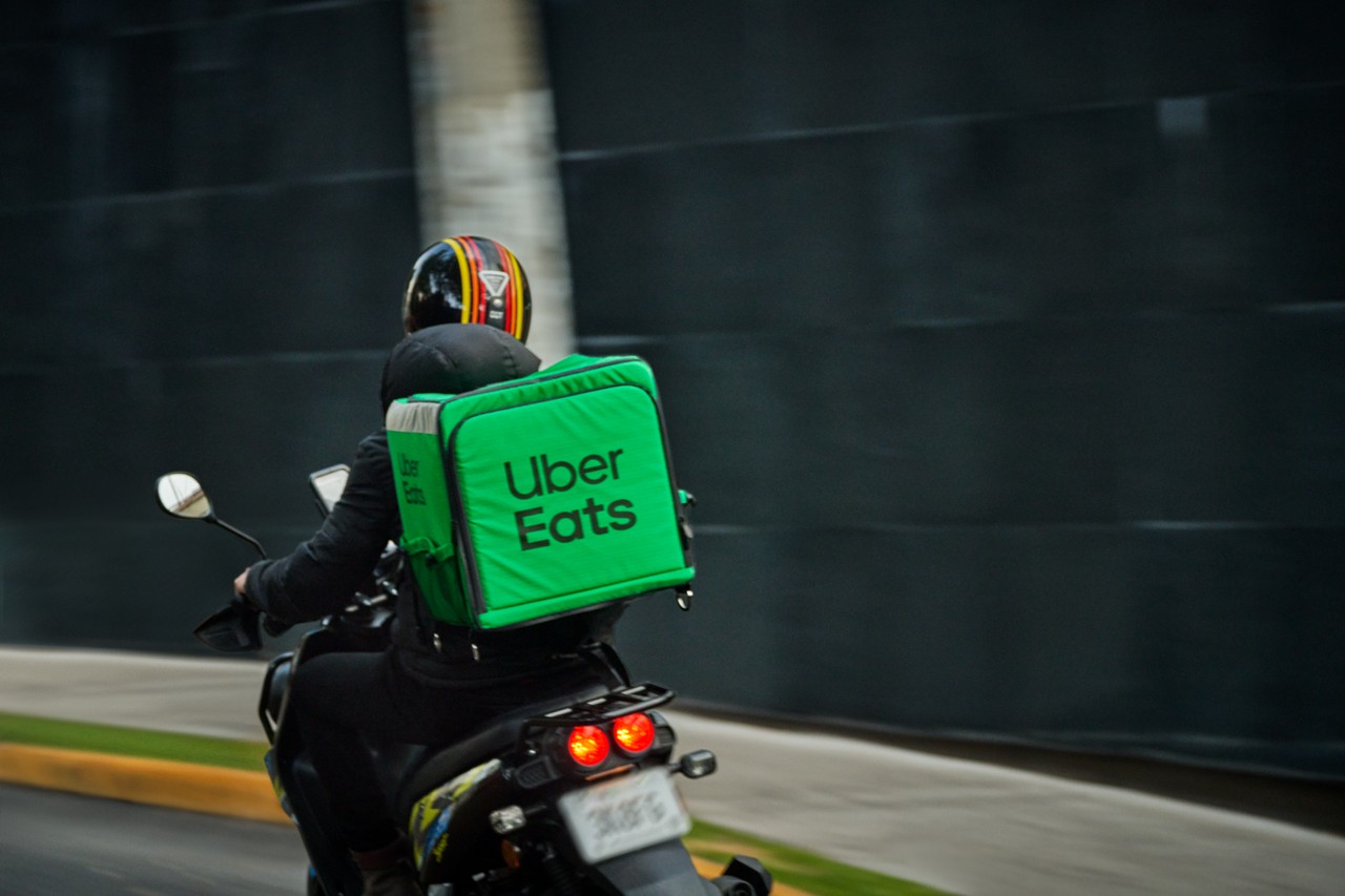 [情報] 得正Uber Eats買一送一